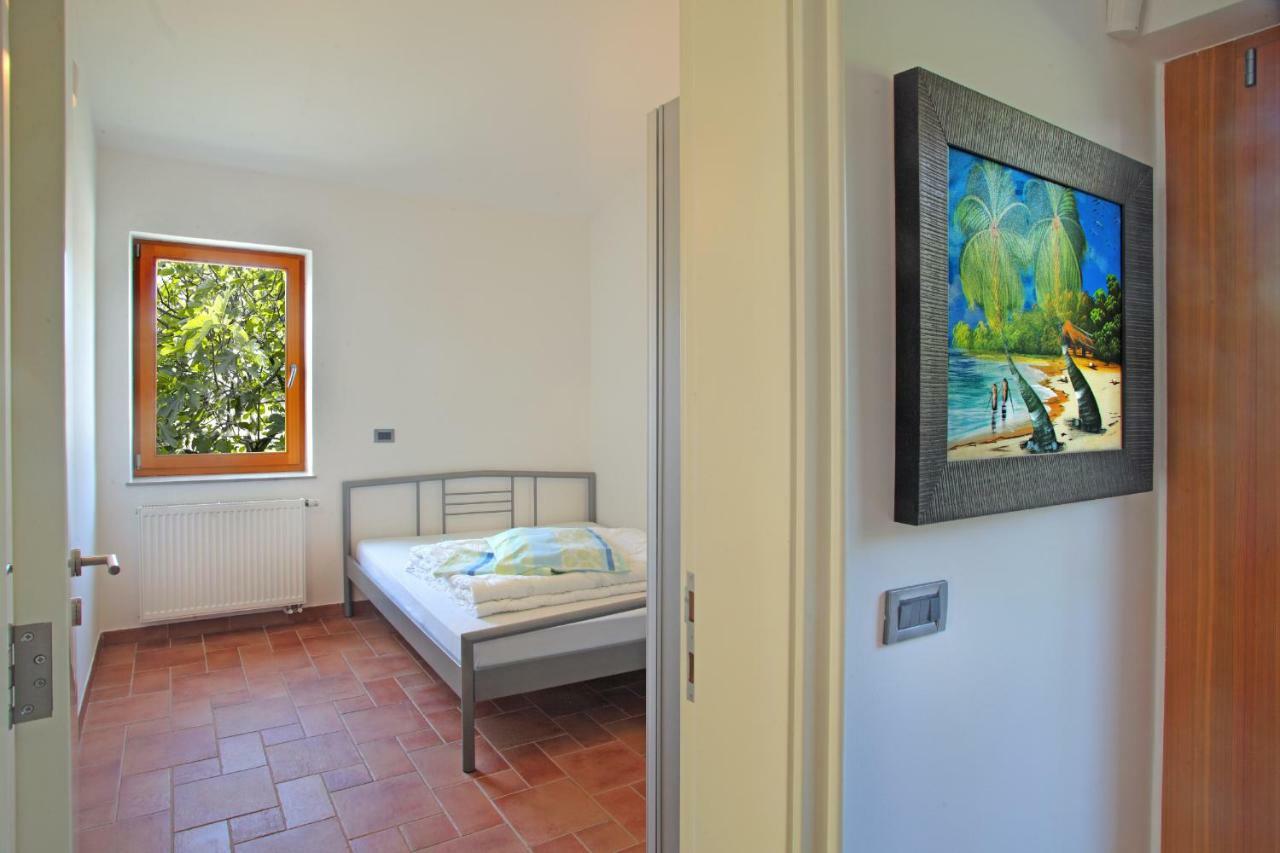 Spacious Villa In Parecag With A Swimming Pool Sečovlje Buitenkant foto